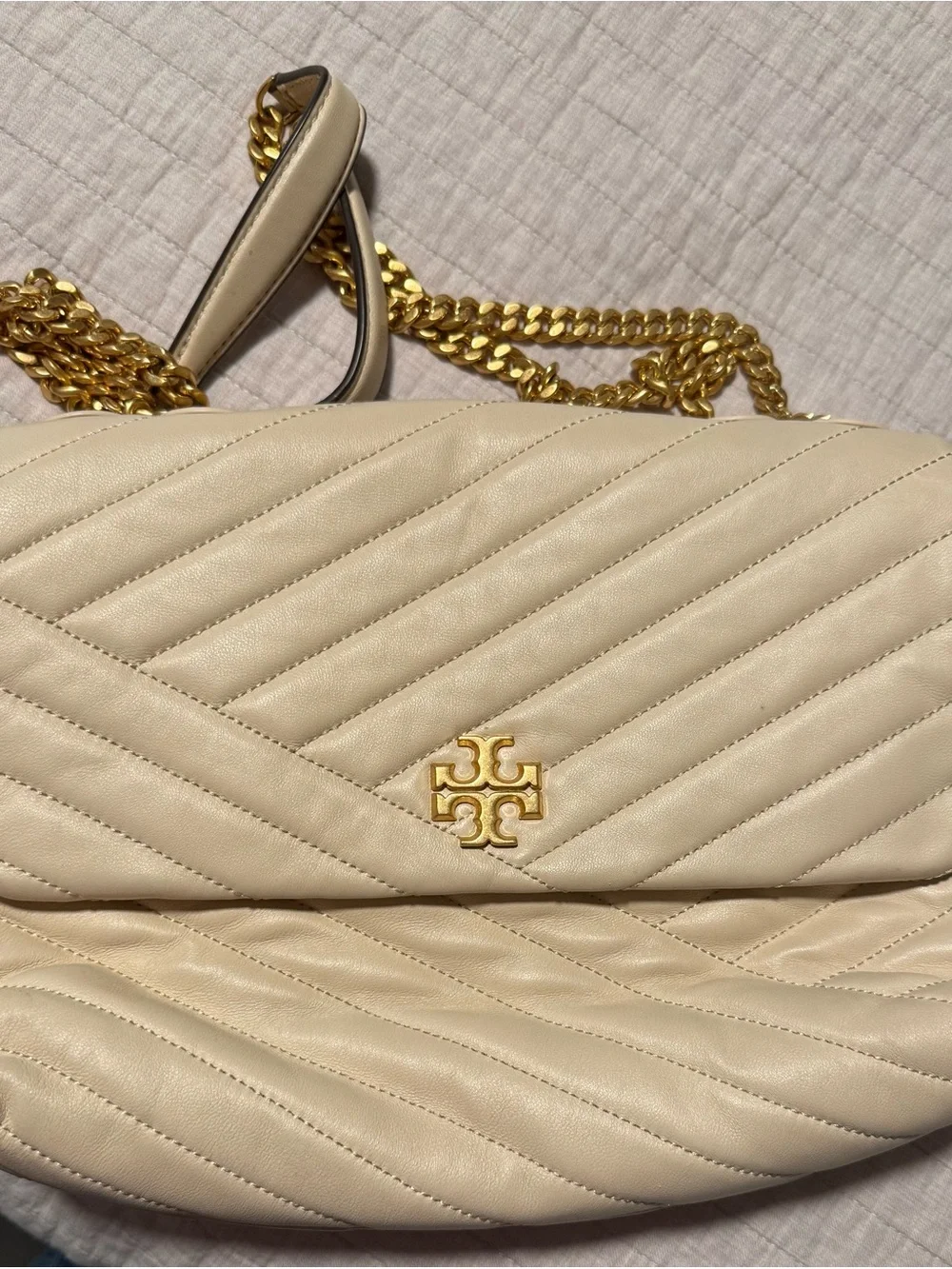 Tory Burch Cream Quilted Shoulder Bag with Gold Hardware